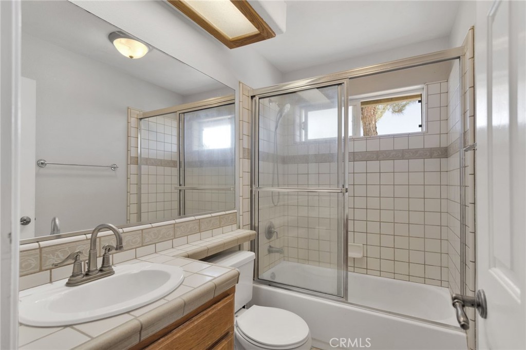 1220 Hollister Road Pinon Hills, CA 92372 - Photo 21 of 49