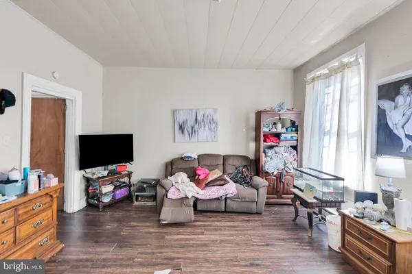 $435,000 | 139 North 5th Street, Allentown, PA 18102