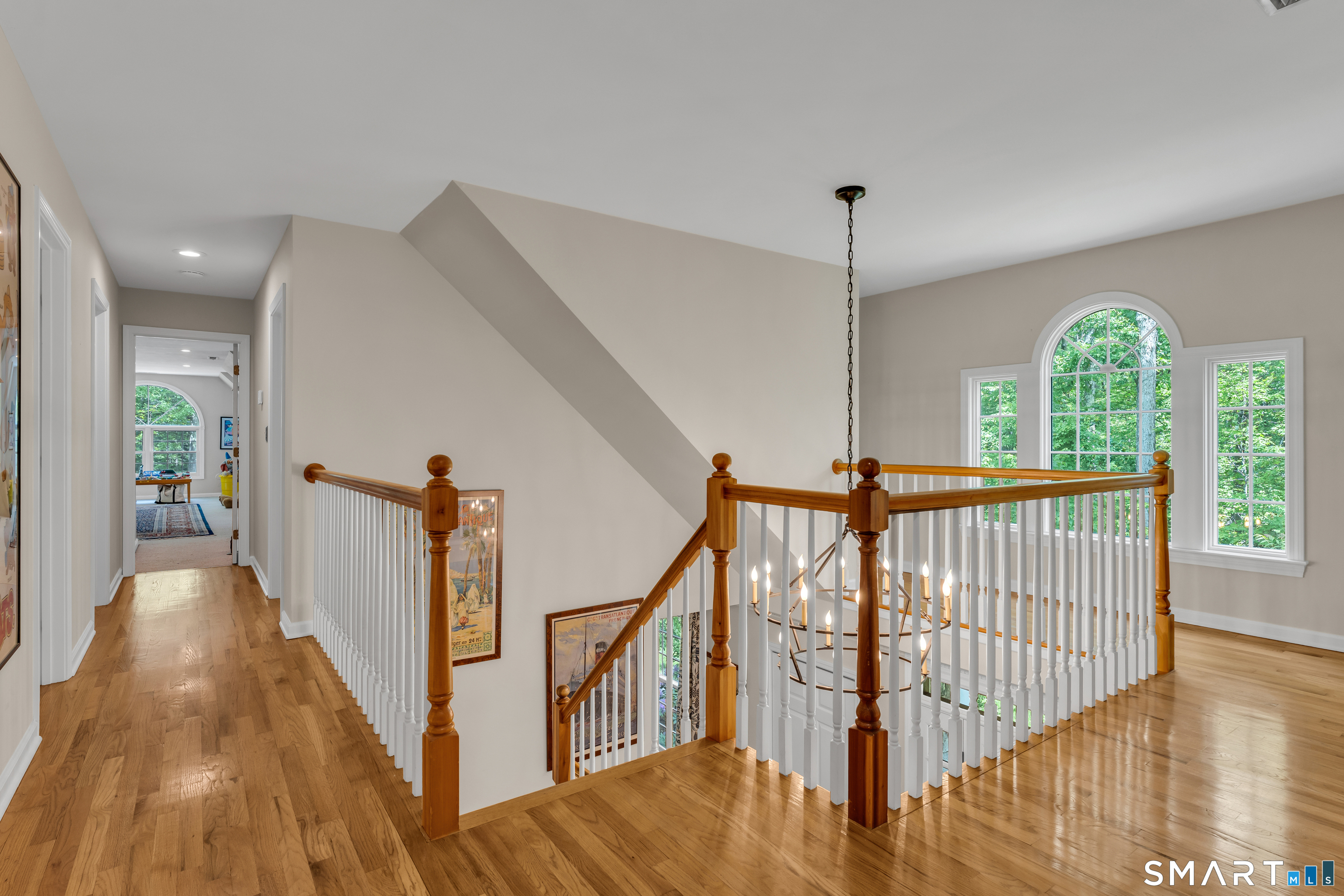 46 Laurel Cliffs Road Guilford, CT 06437 - Photo 15 of 40 Second Floor stairway landing is light and bright.
