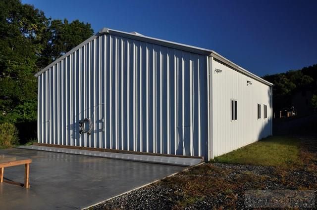 2376 Ridge Road Boone, NC 28607 - Photo 27 of 35 Gallery Image 27