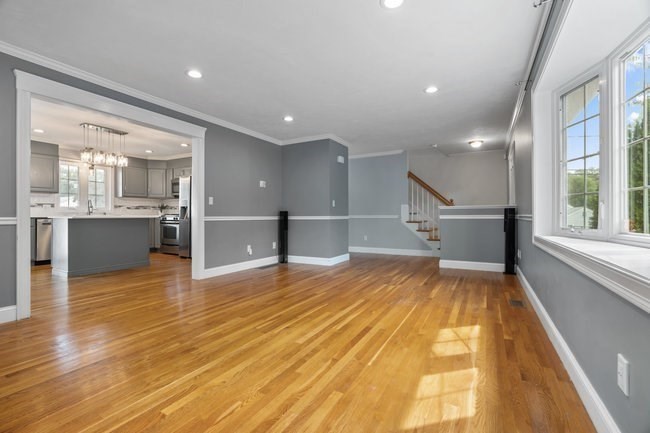 20 Woodlawn Road Randolph, MA 02368 - Photo 12 of 30 Gallery Image 12