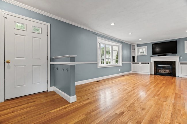 20 Woodlawn Road Randolph, MA 02368 - Photo 13 of 30 Gallery Image 13