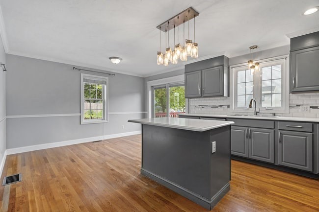 20 Woodlawn Road Randolph, MA 02368 - Photo 7 of 30 Gallery Image 7