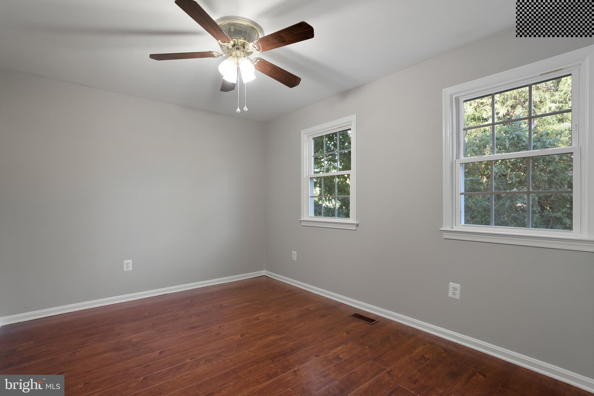 8814 Weems Road Manassas, VA 20110 - Photo 15 of 39 Gallery Image 15