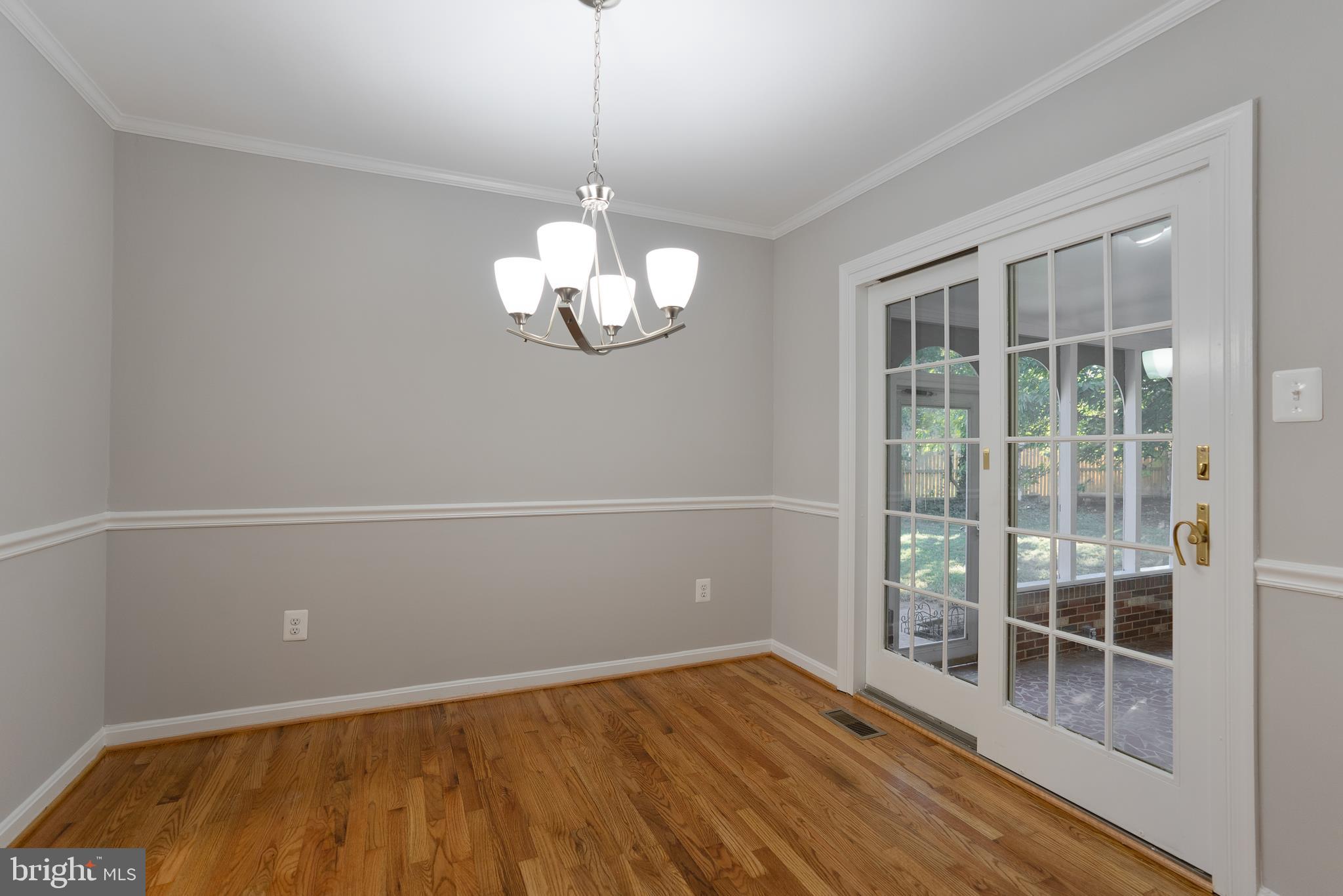 8814 Weems Road Manassas, VA 20110 - Photo 7 of 39 Gallery Image 7
