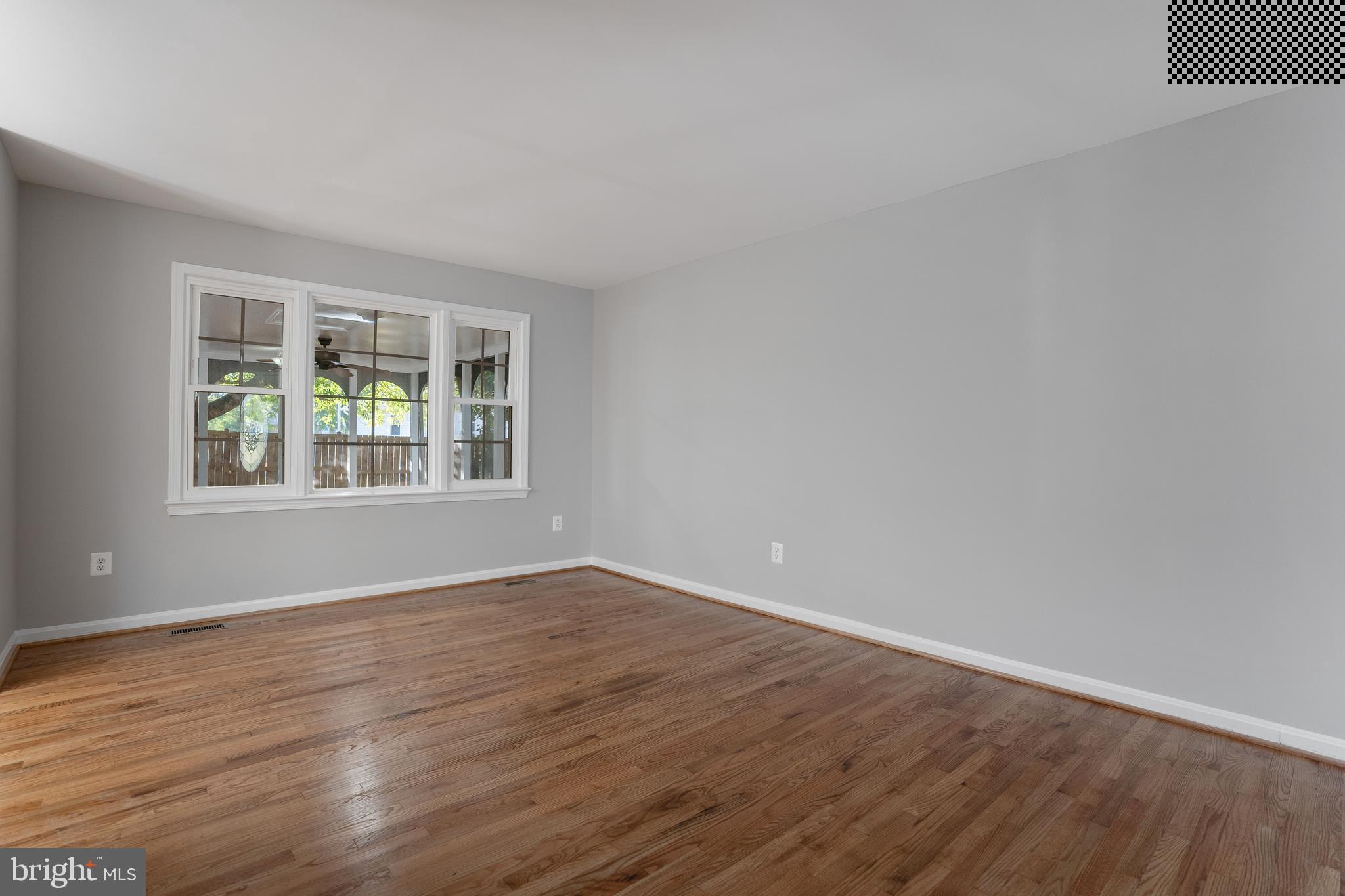 8814 Weems Road Manassas, VA 20110 - Photo 9 of 39 Gallery Image 9