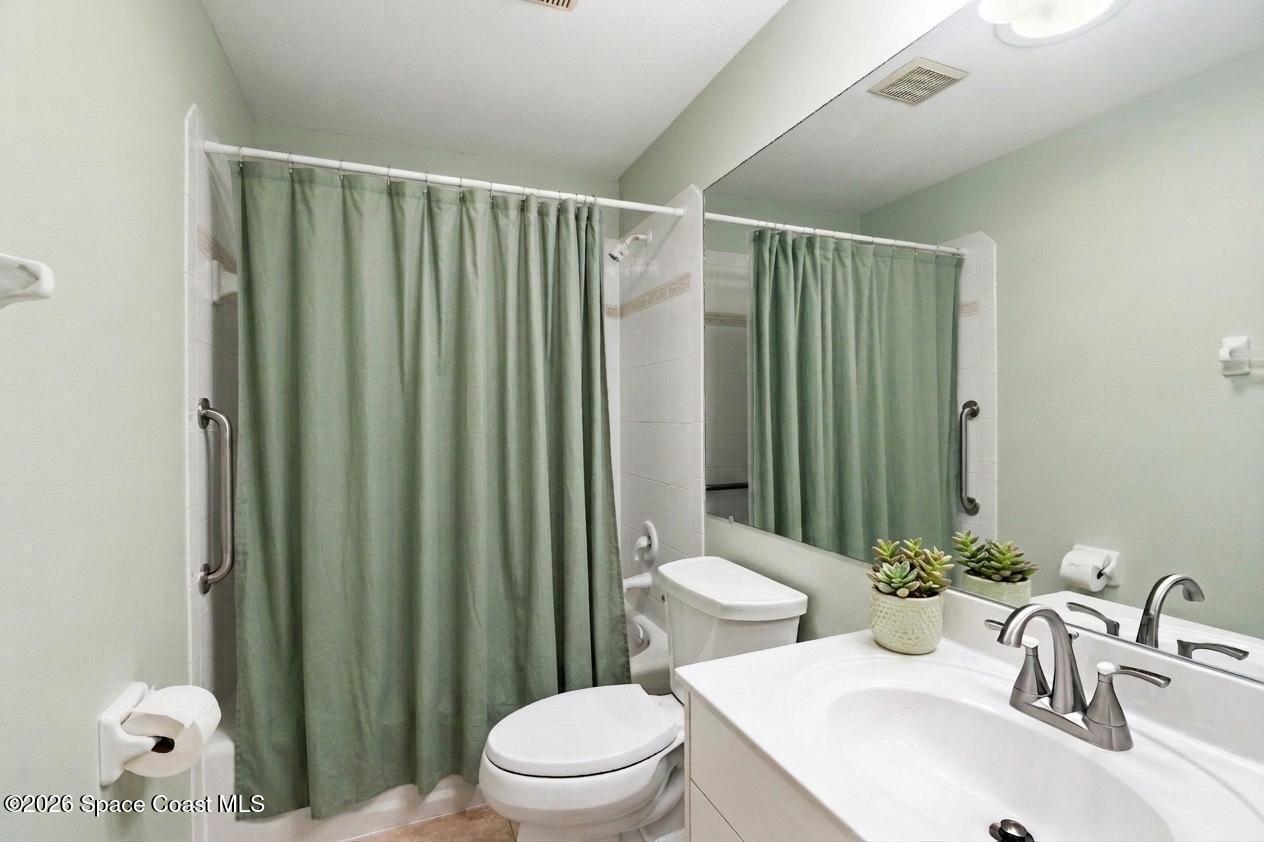 1785 Boca Rio Drive Melbourne, FL 32940 - Photo 31 of 66 Guest Bathroom