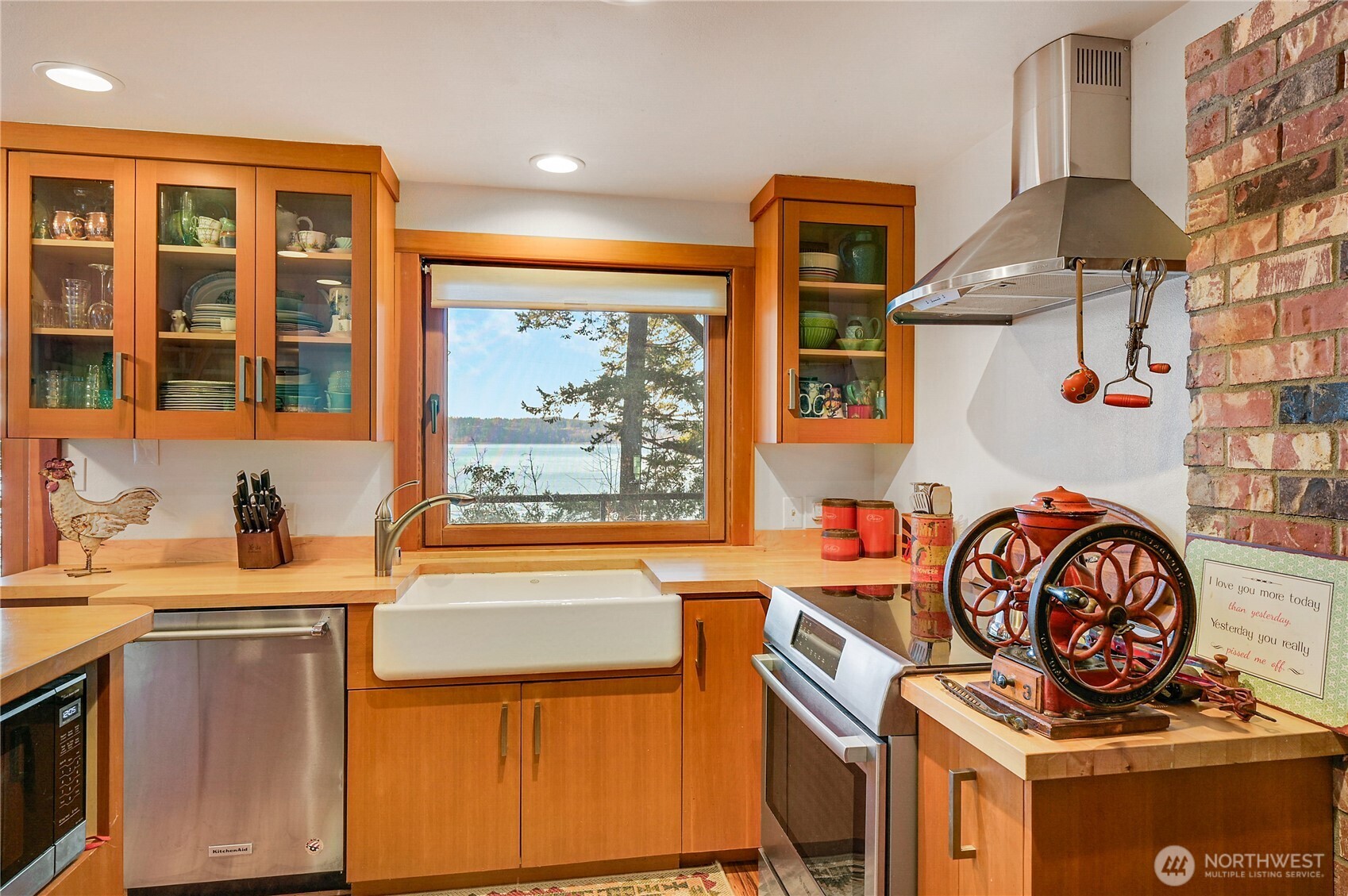 18404 Dr Joe Road La Conner, WA 98257 - Photo 12 of 33