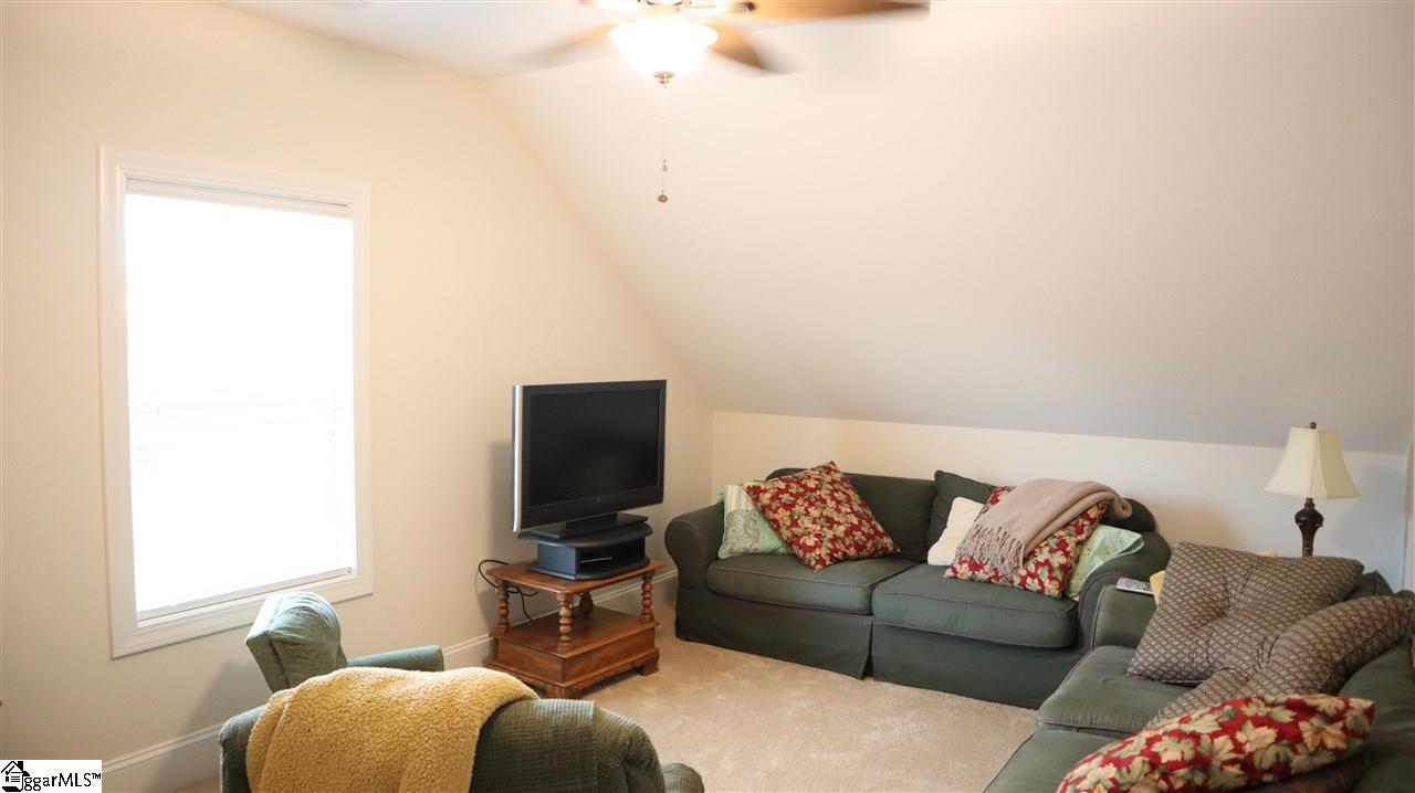 100 Lantern Ridge Drive Easley, SC 29642 - Photo 31 of 36 Gallery Image 31