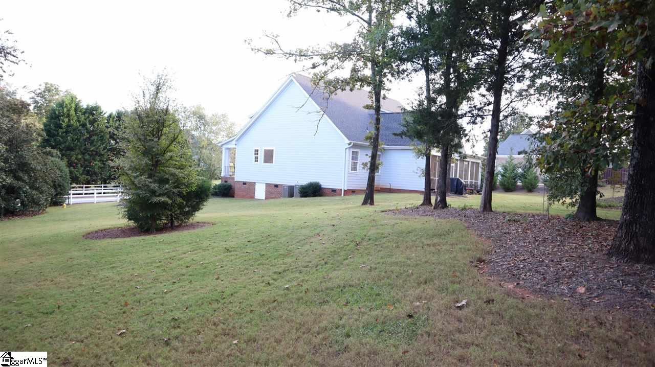 100 Lantern Ridge Drive Easley, SC 29642 - Photo 33 of 36 Gallery Image 33