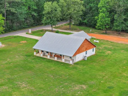 $395,000 | 413 Barnett Lane, Livingston, TX 77351