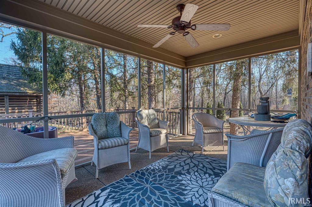 2923 West Mill Road Evansville, IN 47720 - Photo 17 of 22