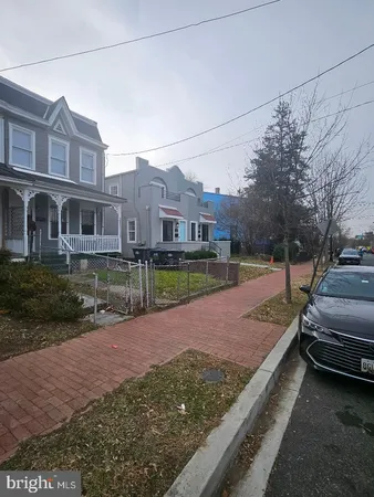 $410,000 | 1635 U Street Southeast, Washington, DC 20020