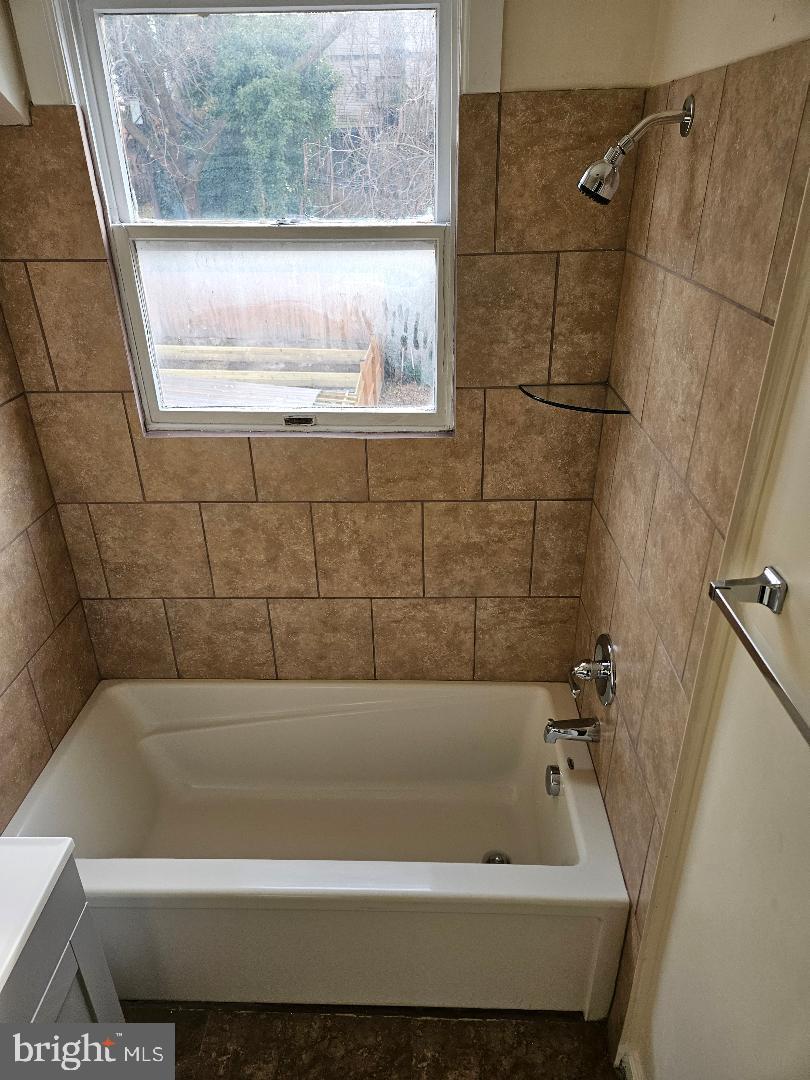 1635 U Street Southeast Washington, DC 20020 - Photo 9 of 33 Bright and inviting bathroom retreat.