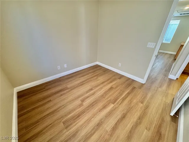 $2,050 | 10992 Scotch Rose Street, Henderson, NV 89052