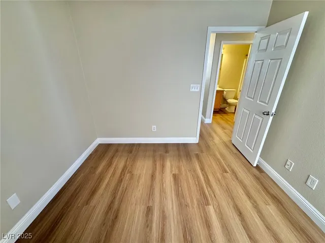 $2,050 | 10992 Scotch Rose Street, Henderson, NV 89052