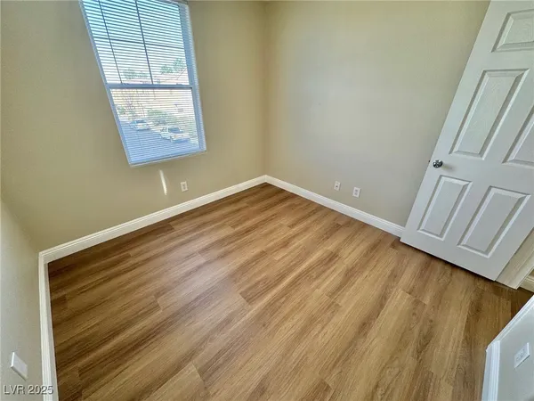 $1,925 | 10992 Scotch Rose Street, Henderson, NV 89052