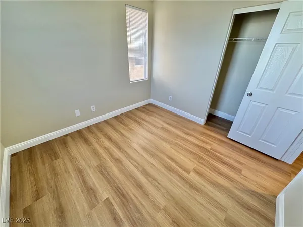 $1,925 | 10992 Scotch Rose Street, Henderson, NV 89052