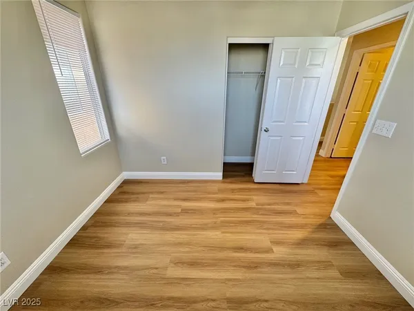 $1,925 | 10992 Scotch Rose Street, Henderson, NV 89052