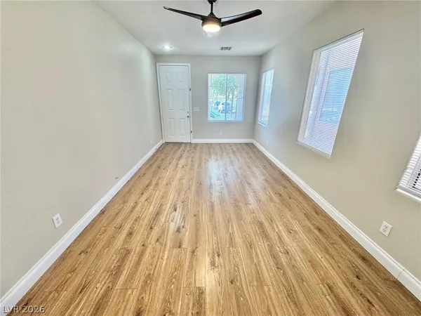 $1,925 | 10992 Scotch Rose Street, Henderson, NV 89052