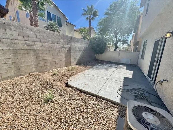 $1,925 | 10992 Scotch Rose Street, Henderson, NV 89052