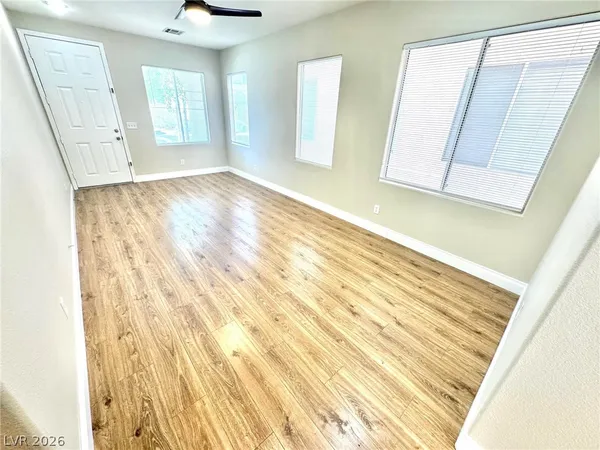 $1,925 | 10992 Scotch Rose Street, Henderson, NV 89052