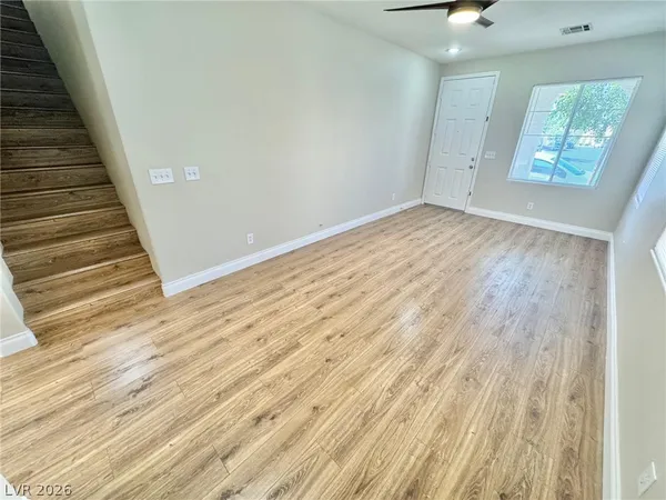 $1,925 | 10992 Scotch Rose Street, Henderson, NV 89052