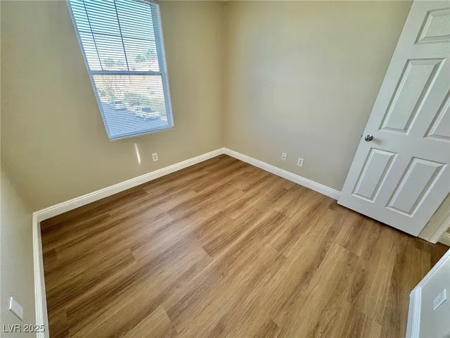 $2,050 | 10992 Scotch Rose Street, Henderson, NV 89052