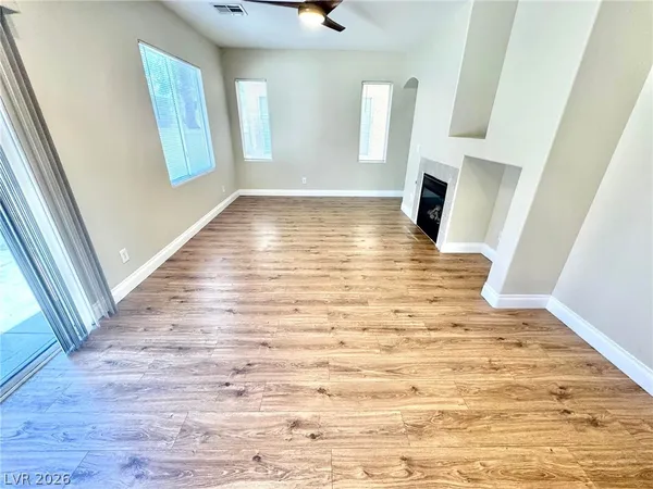 $1,925 | 10992 Scotch Rose Street, Henderson, NV 89052