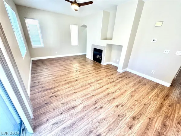 $1,925 | 10992 Scotch Rose Street, Henderson, NV 89052