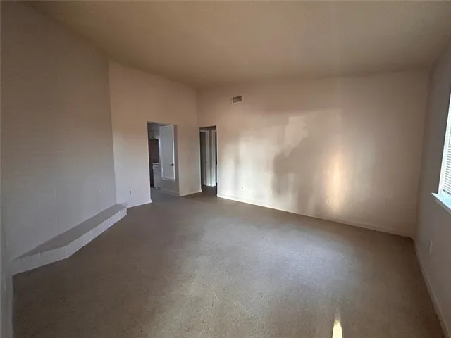 $349,900 | 4800 East Stassney Lane, Austin, TX 78744