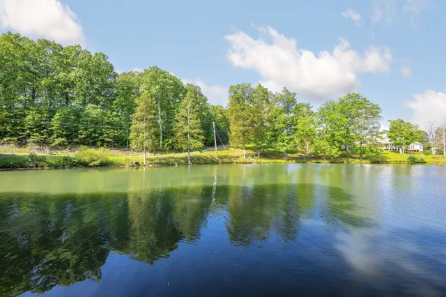 $535,000 | 101 Snow Bird Lane, Graysville, TN 37338