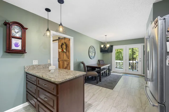 $535,000 | 101 Snow Bird Lane, Graysville, TN 37338