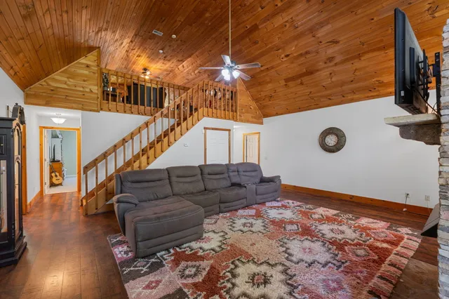 $535,000 | 101 Snow Bird Lane, Graysville, TN 37338