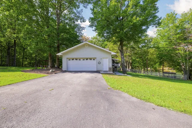 $535,000 | 101 Snow Bird Lane, Graysville, TN 37338