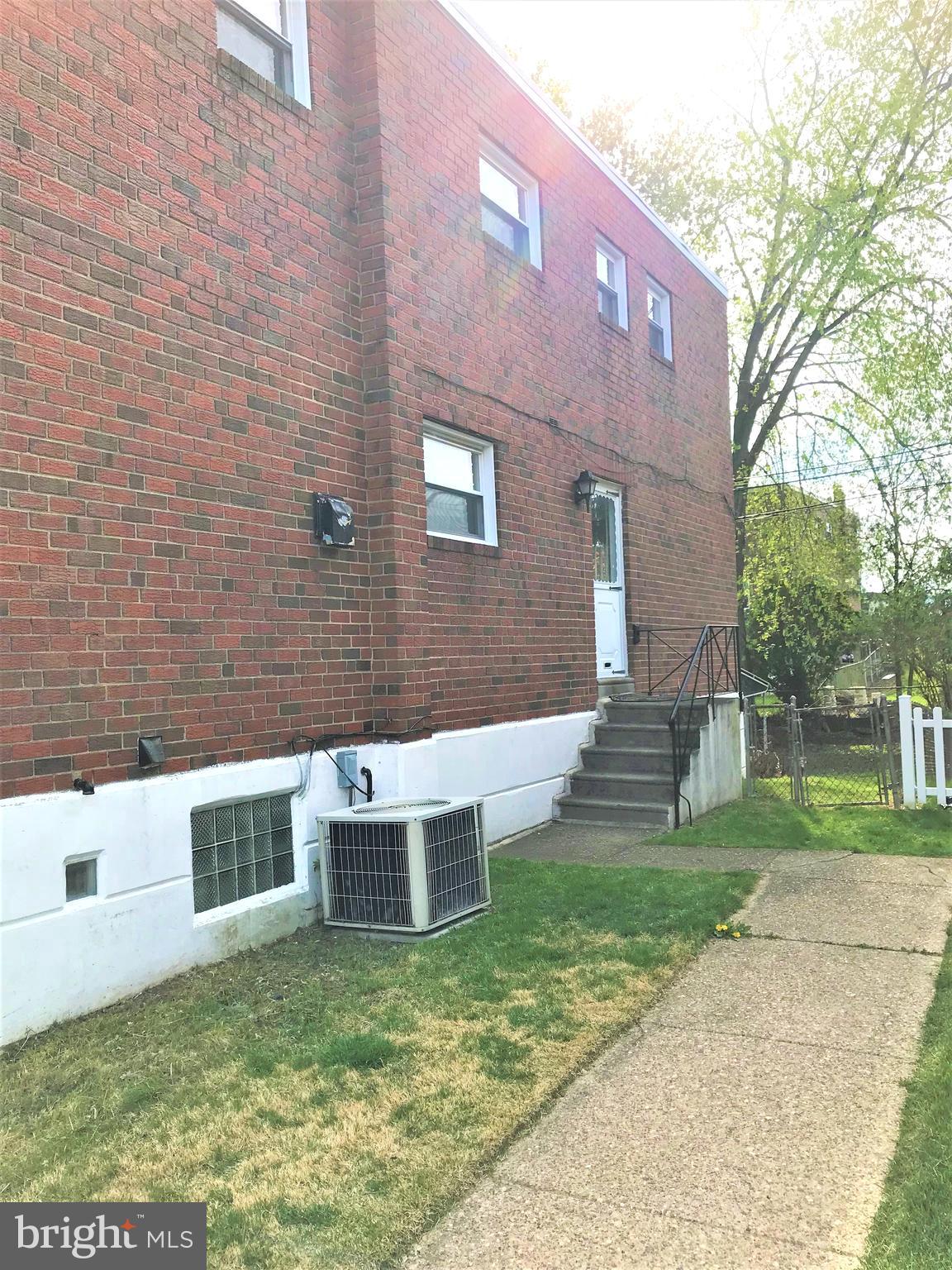2844 Welsh Road Philadelphia, PA 19152 - Photo 23 of 24 Side of House