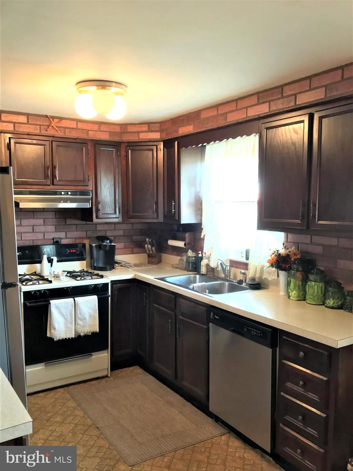 2844 Welsh Road Philadelphia, PA 19152 - Photo 5 of 24 Kitchen