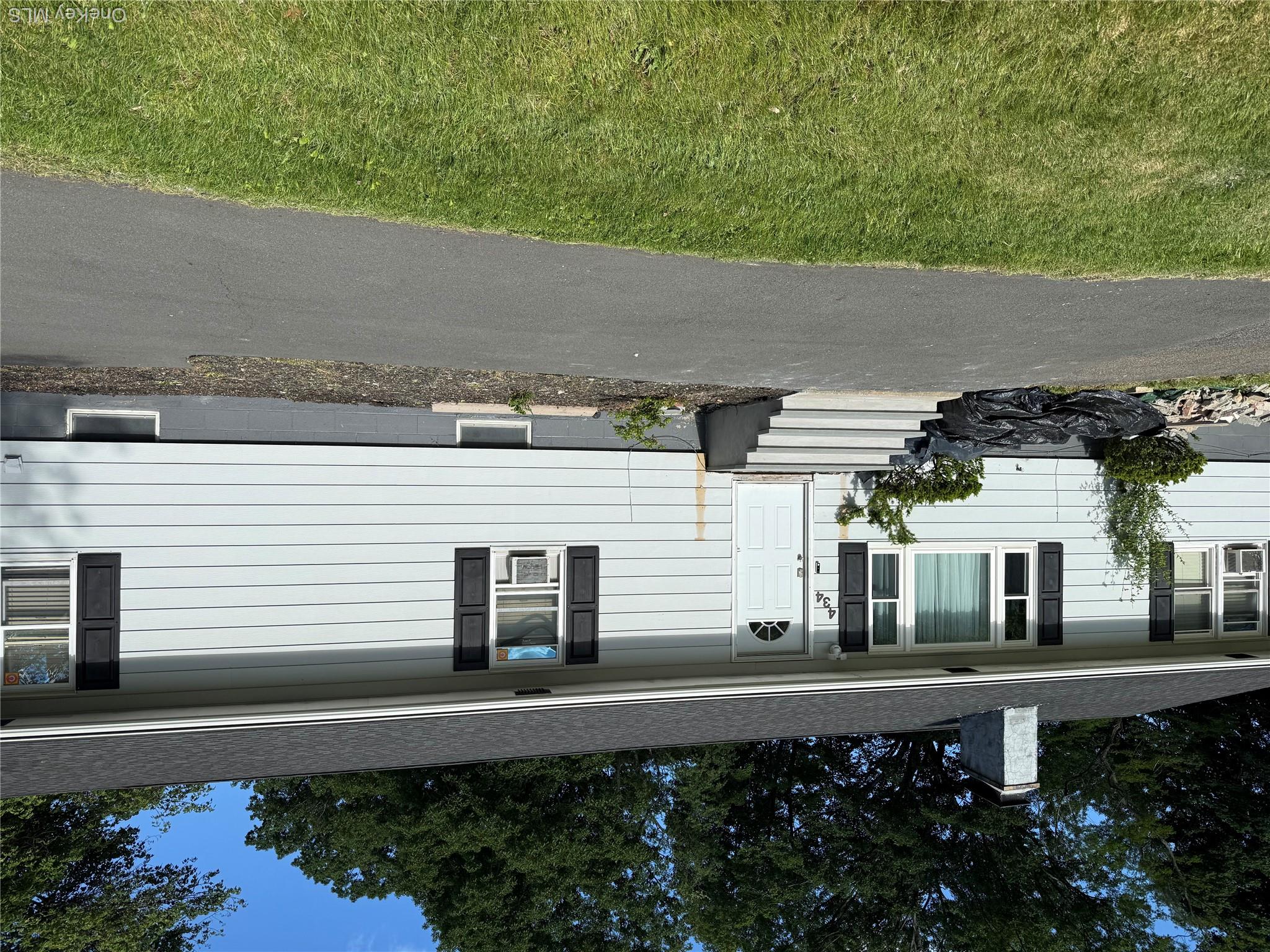 434 Nashopa Road Bloomingburg, NY 12721 - Photo 1 of 26