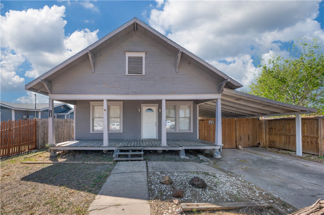 1004 Illinois Street Robstown, TX 78380 - Photo 1 of 19