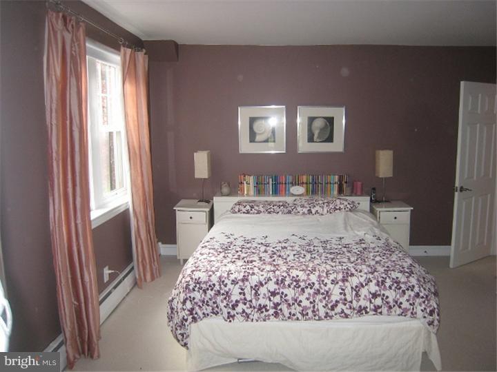 209 West Rose Valley Road Wallingford, PA 19086 - Photo 10 of 19 Bedroom - Main