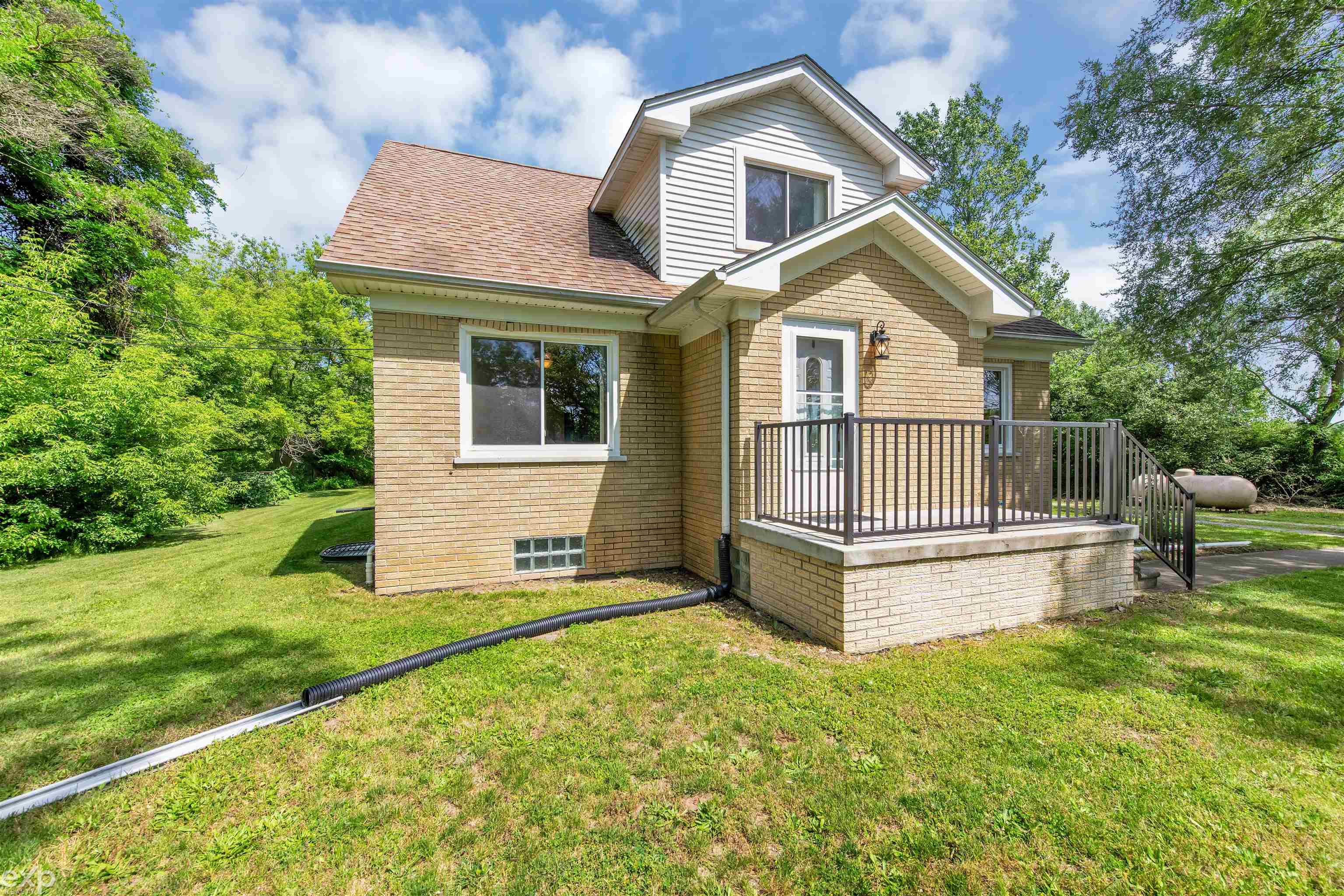 64040 Bates Road New Haven, MI 48050 - Photo 4 of 33 50154033-6b4fe222-883f-4ac0-bc71-c13fc3238361.JPG
