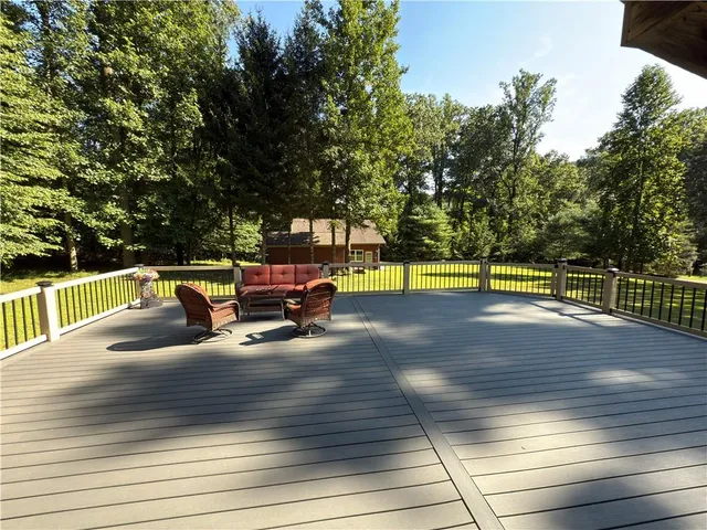 $499,000 | 124 Walleye Drive, Kennerdell, PA 16374