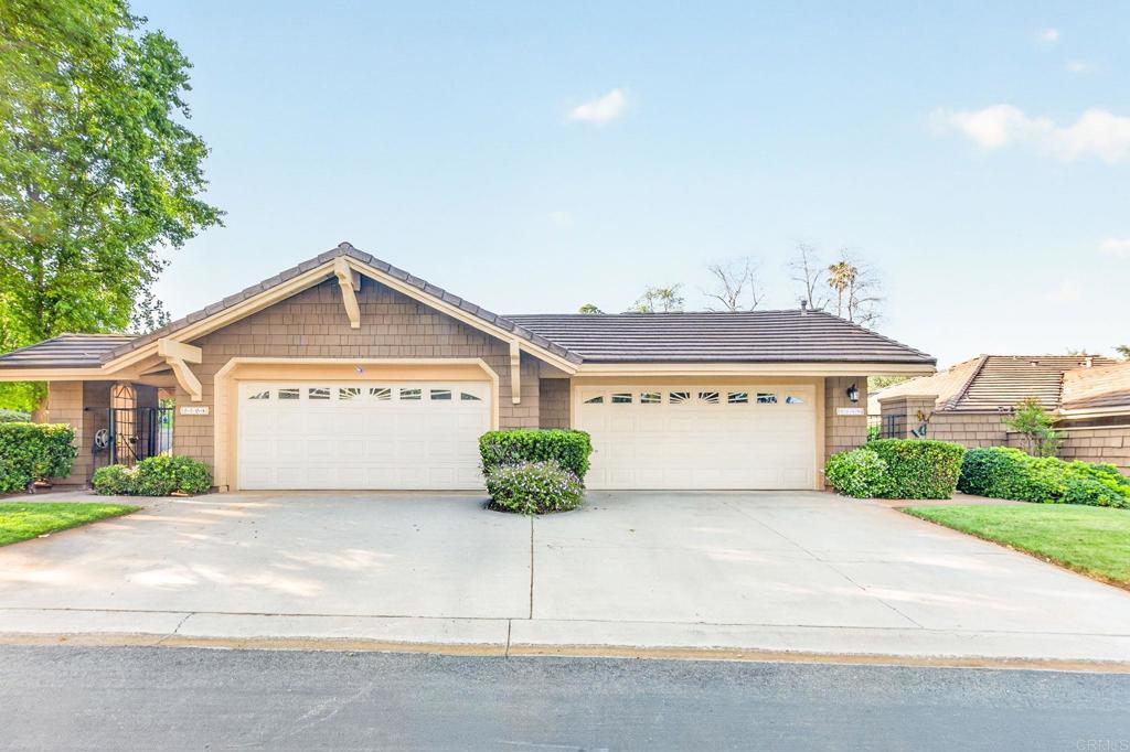 2719 Almendra Court Fallbrook, CA 92028 - Photo 4 of 72