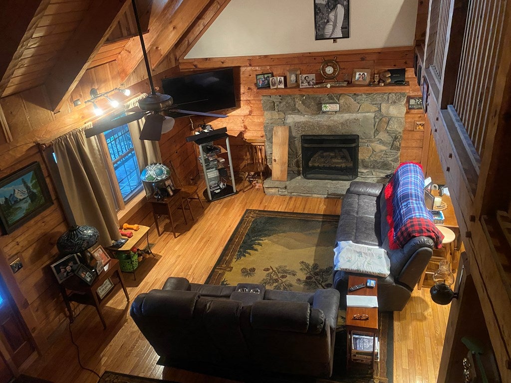 3915 Mountain Road Cedar Bluff, VA 24609 - Photo 31 of 43 Gallery Image 31