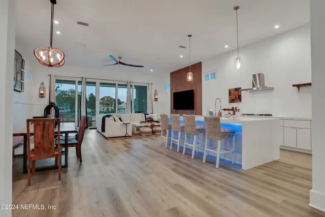 $1,649,500 | 143 Washington Street, St. Augustine, FL 32084