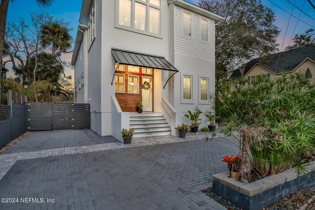 $1,649,500 | 143 Washington Street, St. Augustine, FL 32084