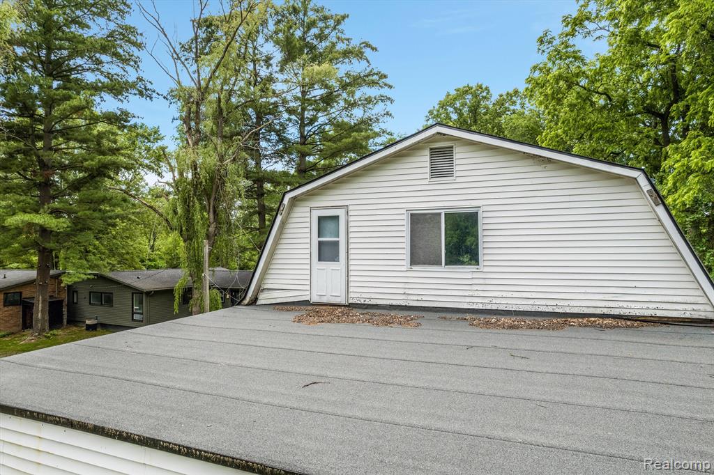 1765 East Predmore Road Oakland, MI 48363 - Photo 47 of 65