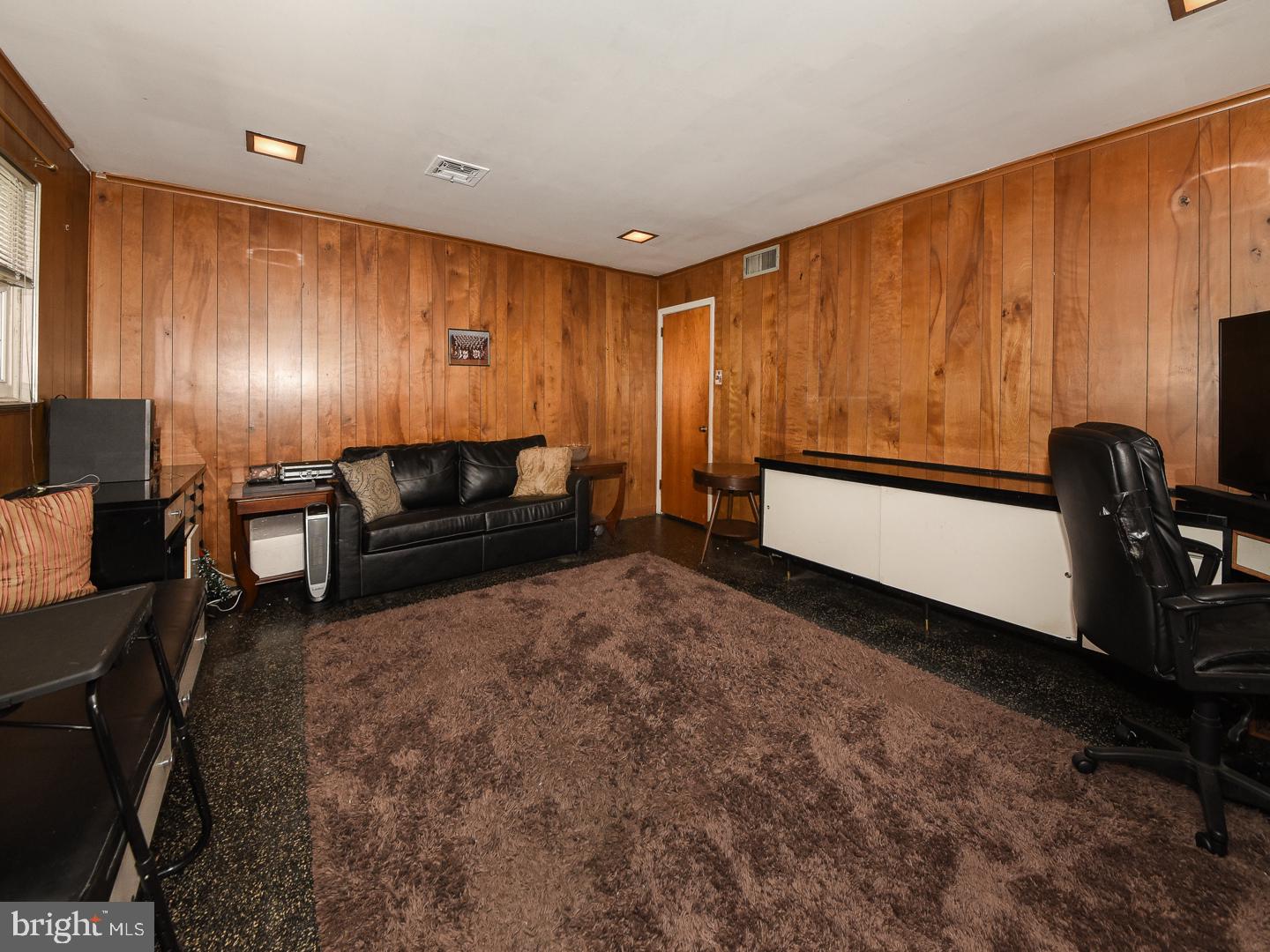 1500 Thornberry Road Wyncote, PA 19095 - Photo 13 of 40