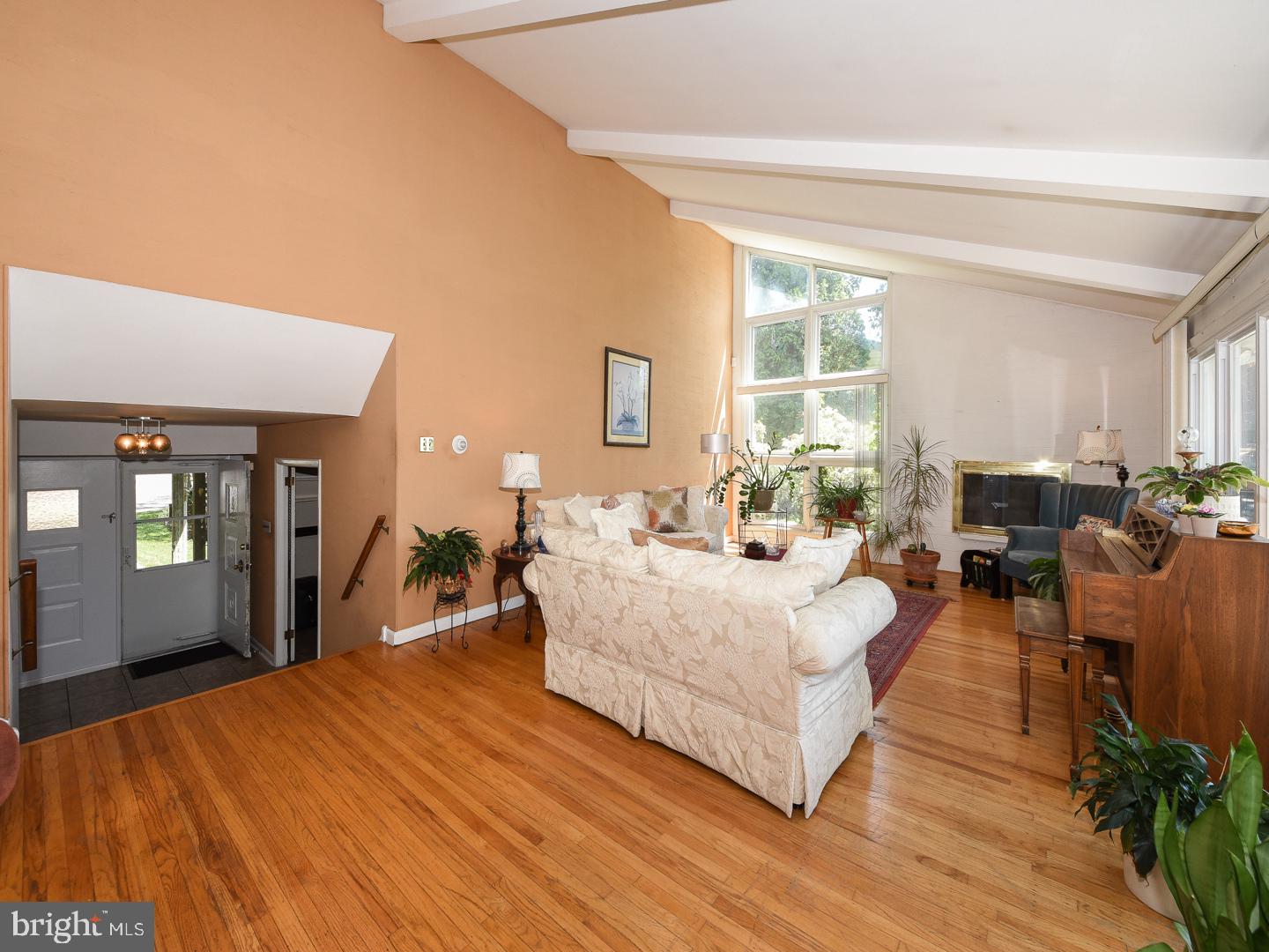 1500 Thornberry Road Wyncote, PA 19095 - Photo 16 of 40