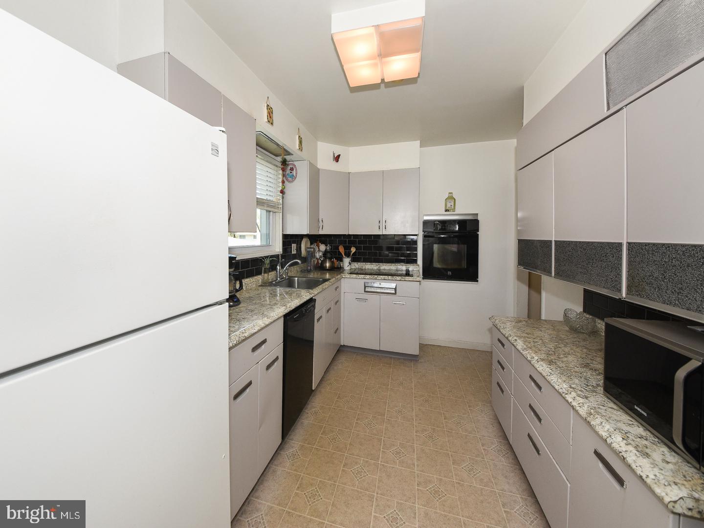 1500 Thornberry Road Wyncote, PA 19095 - Photo 22 of 40